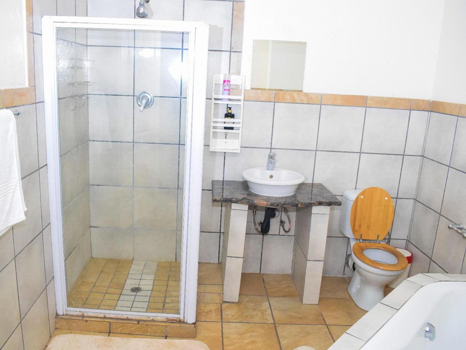 Sibahlenomhlambi Guesthouse Springs  Kamer foto